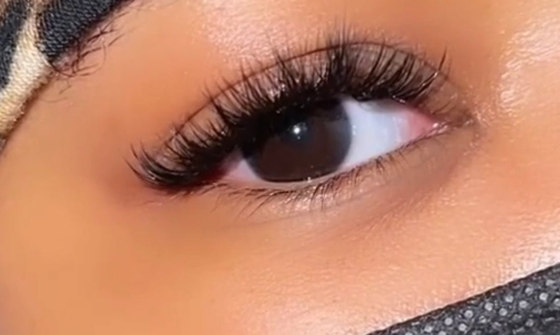 Eyelash Extensions for Hooded Eyes - Rich Lash